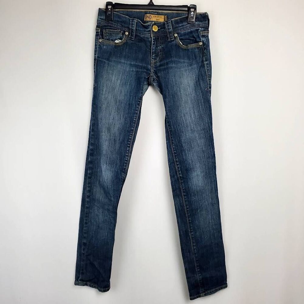 Old Navy Size 1 Ultra low waisted Skinny Jean